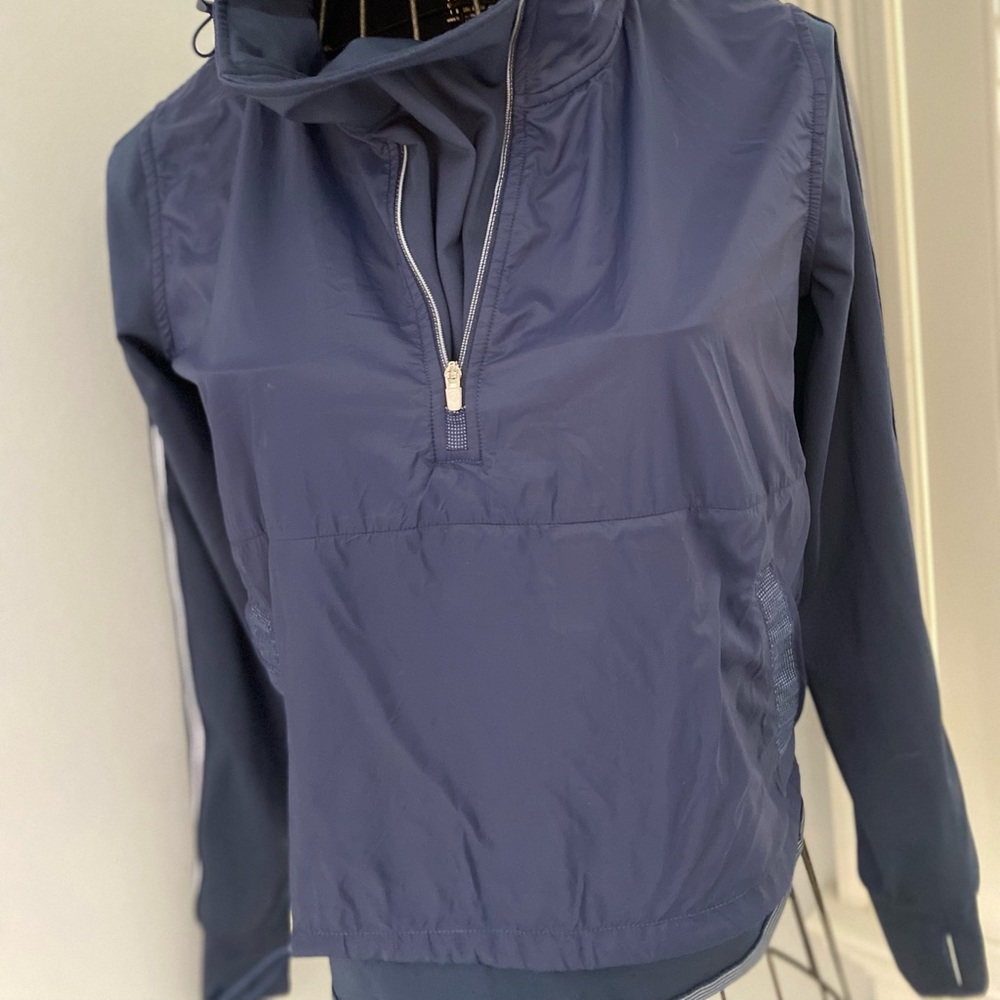 Womens MPG navy pullover hoodie small